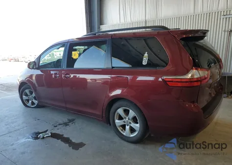 2015 Toyota Sienna Le из США, поврежденный, VIN 5TDKK3DC3FS594193